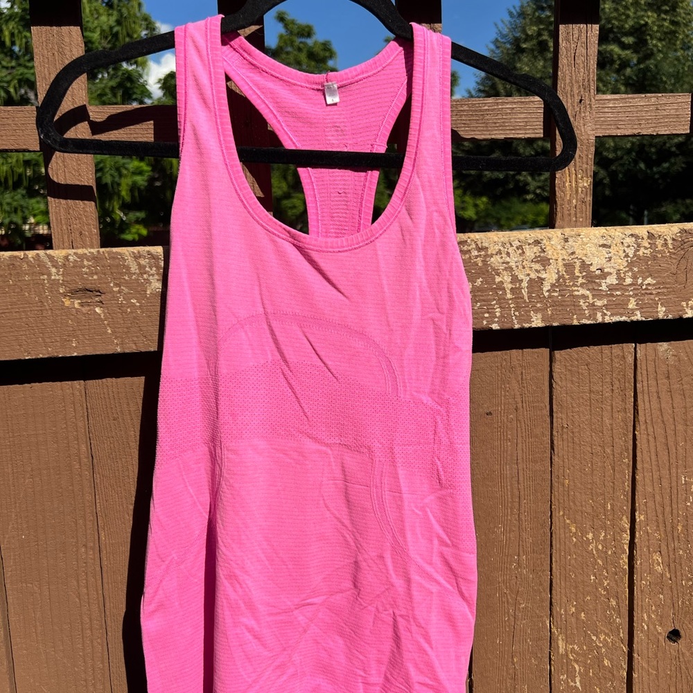 Lululemon hot pink tank top
